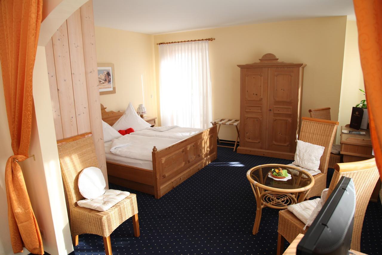 Brucker Gastehaus Hotell Fuerstenfeldbruck Eksteriør bilde